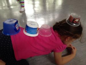 Jogurtbecher im Sportunterricht