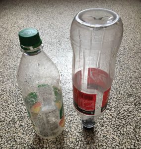Sport mit Plastikflaschen